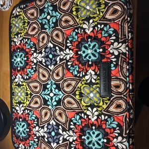 new w/o tags vera bradley laptop sleeve fits 15”